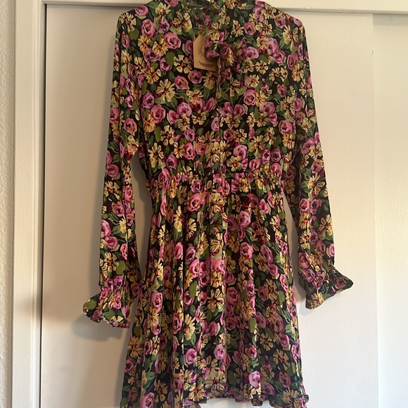 NWT Floral Mini dress - Picture 6 of 8